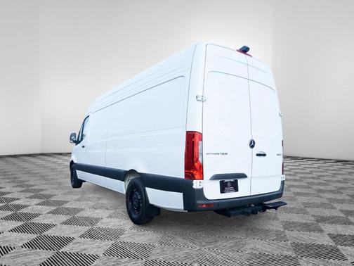 2026 Mercedes-Benz Sprinter 2500 High Roof