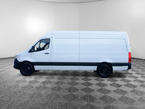 2026 Mercedes-Benz Sprinter 2500 High Roof