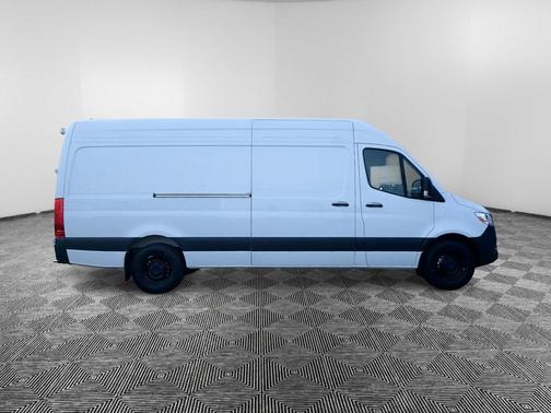 2026 Mercedes-Benz Sprinter 2500 High Roof