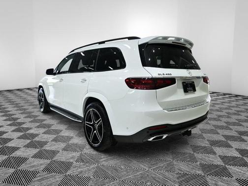 2025 Mercedes-Benz GLS 450 4MATIC