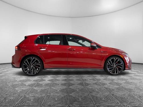 2024 Volkswagen Golf GTI 2.0T Autobahn