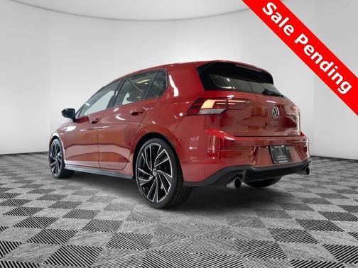 2024 Volkswagen Golf GTI 2.0T Autobahn