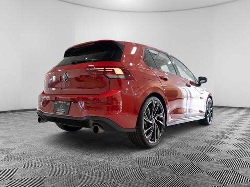 2024 Volkswagen Golf GTI 2.0T Autobahn