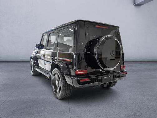 Obsidian Black Metallic 2026 Mercedes-Benz AMG G 63 Base