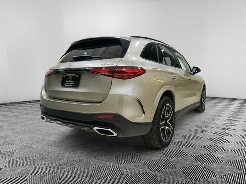 2023 Mercedes-Benz GLC 300 Base 4MATIC