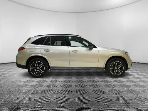 2023 Mercedes-Benz GLC 300 Base 4MATIC