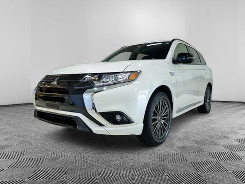 2022 Mitsubishi Outlander PHEV GT