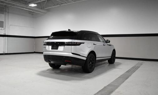 Hakuba Silver 2025 Land Rover Range Rover Velar P250 Dynamic SE