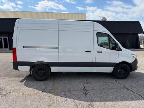 Arctic White 2025 Mercedes-Benz Sprinter 2500 Standard Roof