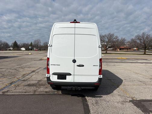 Arctic White 2025 Mercedes-Benz Sprinter 2500 Standard Roof