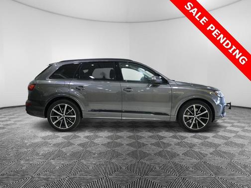 2022 Audi Q7 55 Prestige