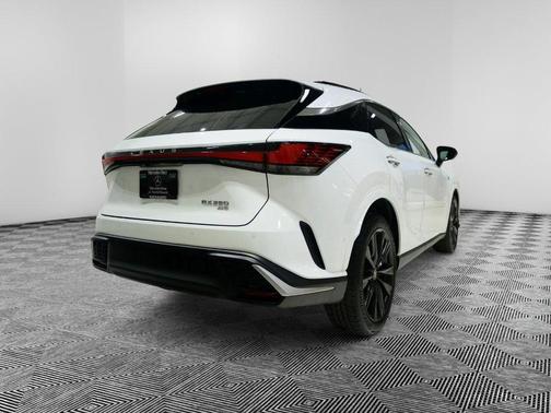2023 Lexus RX 350 F SPORT Handling