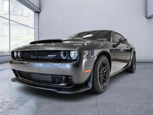 Granite Pearlcoat 2023 Dodge Challenger SRT Hellcat
