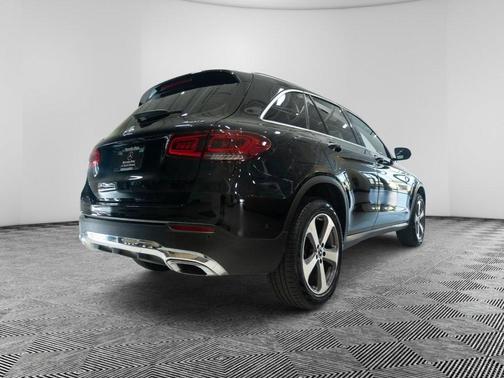 2022 Mercedes-Benz GLC 300 Base 4MATIC