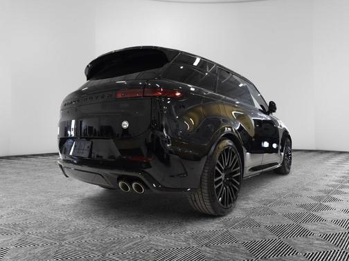 2025 Land Rover Range Rover Sport P635 SV Edition Two
