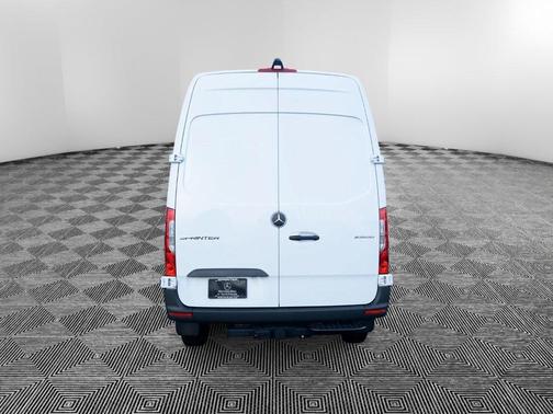 2025 Mercedes-Benz Sprinter 2500 Standard Roof