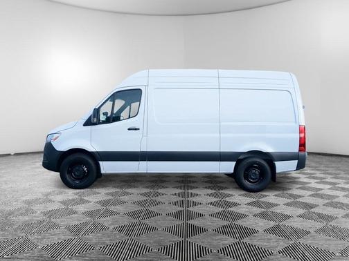 2025 Mercedes-Benz Sprinter 2500 Standard Roof