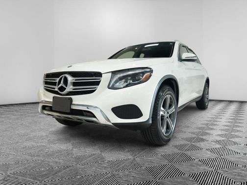 2018 Mercedes-Benz GLC 300 Base 4MATIC