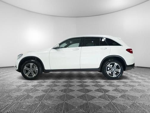 2018 Mercedes-Benz GLC 300 Base 4MATIC