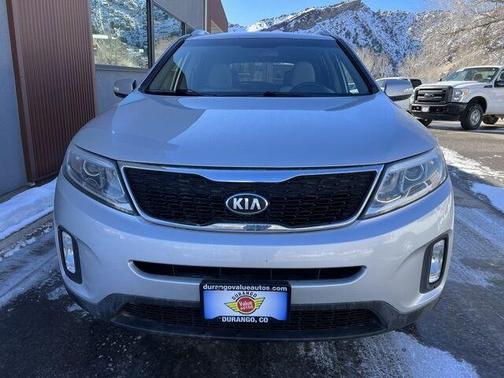 Photo 2 of 24 of 2014 Kia Sorento LX