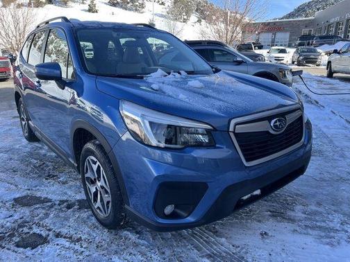Photo 2 of 27 of 2021 Subaru Forester Premium