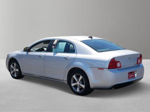 Silver Ice Metallic 2012 Chevrolet Malibu 2LT