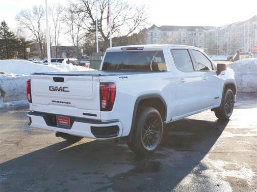 2022 GMC Sierra 1500 Elevation