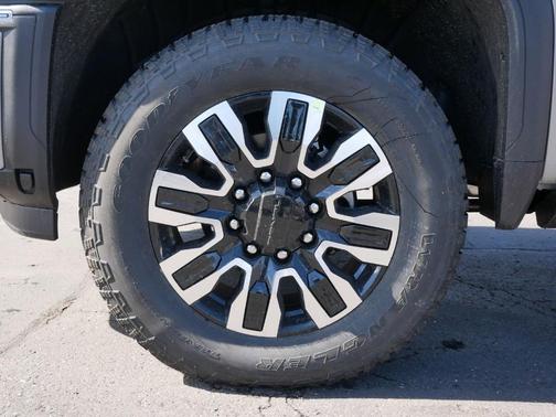 2026 GMC Sierra 3500 Denali Ultimate