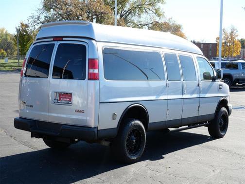 2017 GMC Savana 2500 Work Van