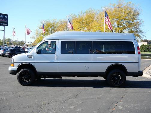 2017 GMC Savana 2500 Work Van