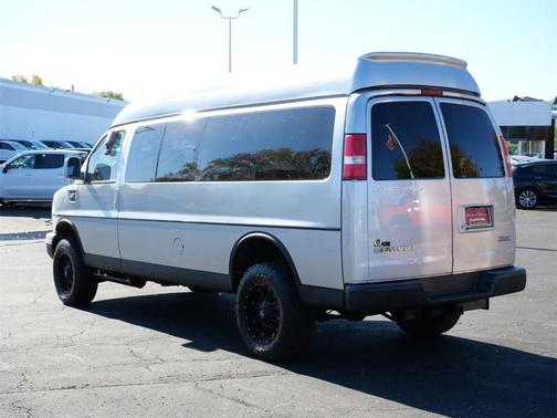 2017 GMC Savana 2500 Work Van