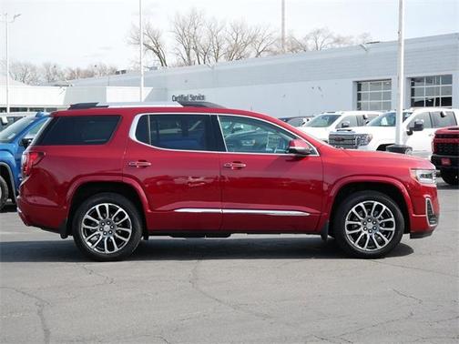 2021 GMC Acadia Denali