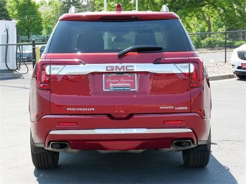 2021 GMC Acadia Denali