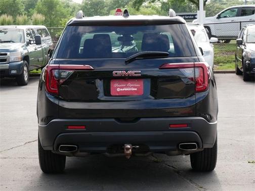 2022 GMC Acadia SLT