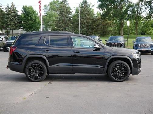 2022 GMC Acadia SLT