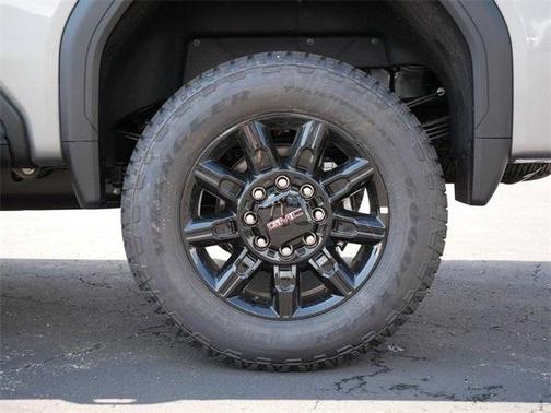 2025 GMC Sierra 3500 AT4