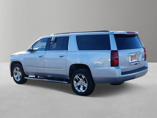 2018 Chevrolet Suburban LT