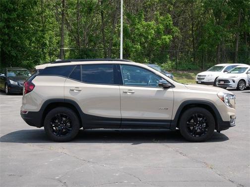 2022 GMC Terrain AT4