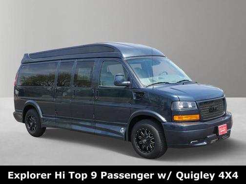 Dark Blue Metallic 2025 GMC Savana 3500 LT