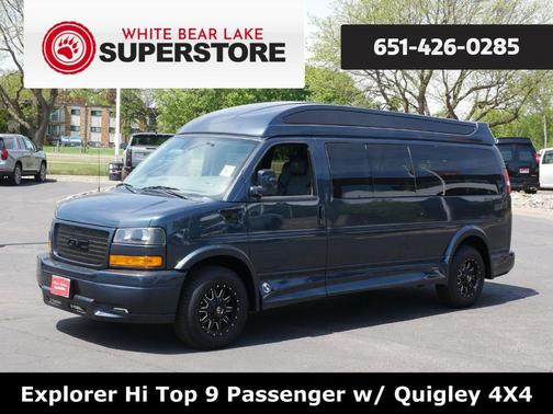 Dark Blue Metallic 2025 GMC Savana 3500 LT