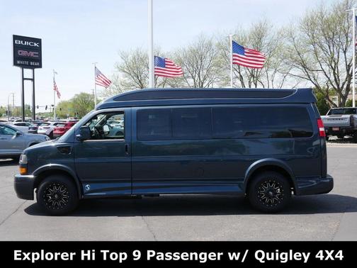 Dark Blue Metallic 2025 GMC Savana 3500 LT