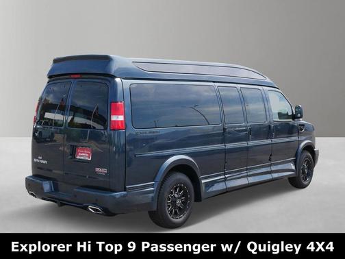 Dark Blue Metallic 2025 GMC Savana 3500 LT