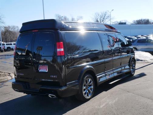 2025 GMC Savana 2500 Work Van