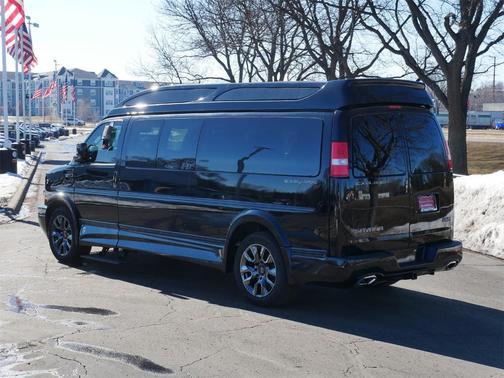 2025 GMC Savana 2500 Work Van