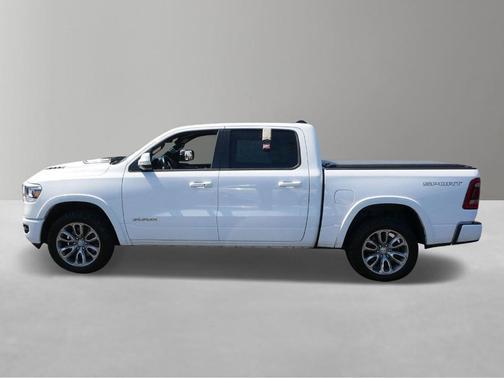 Bright White Clearcoat 2020 RAM 1500 Laramie
