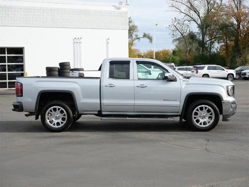 2017 GMC Sierra 1500 SLT