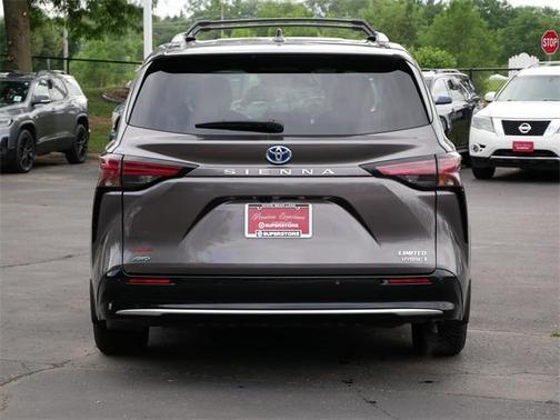 2024 Toyota Sienna Limited