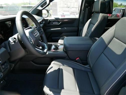 2025 GMC Yukon XL Elevation