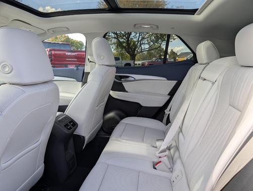White 2026 Buick Envision Avenir