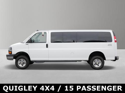 2024 Chevrolet Express 3500 LT